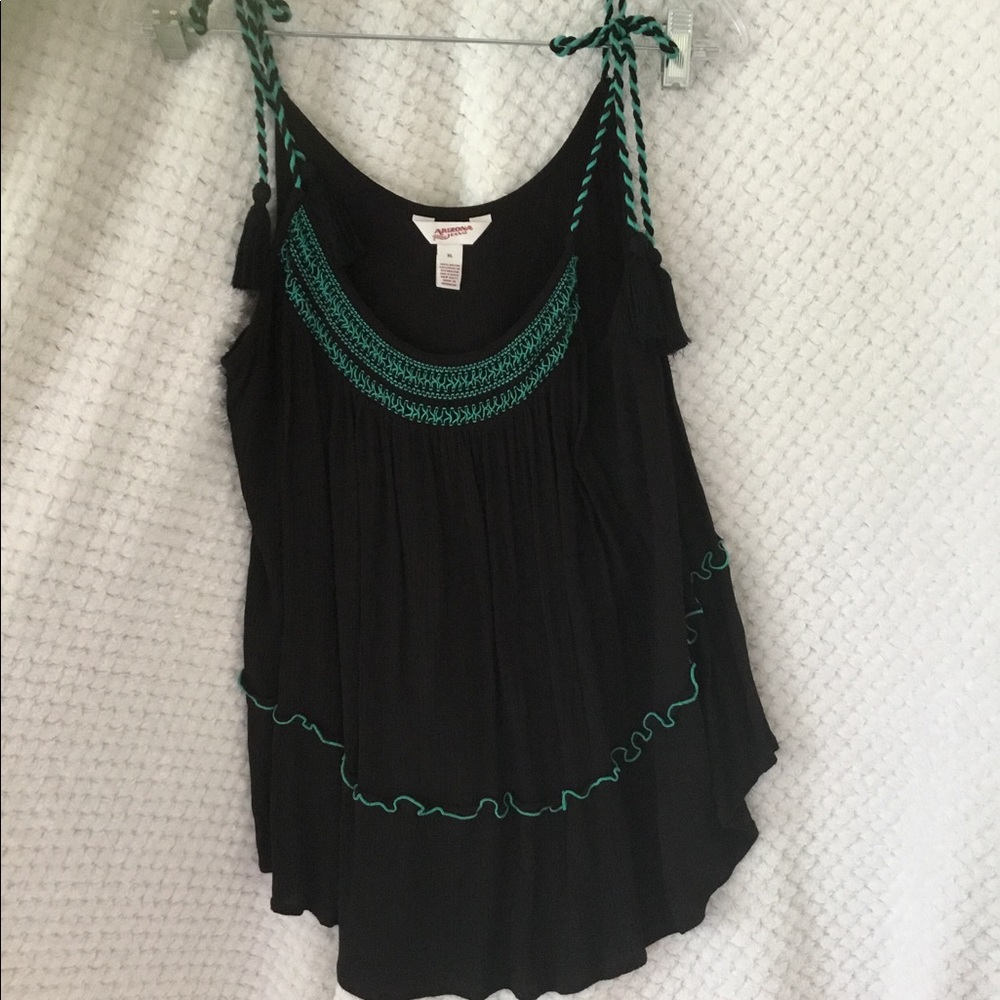 Arizona Jeans XL faux tie top, like new condition